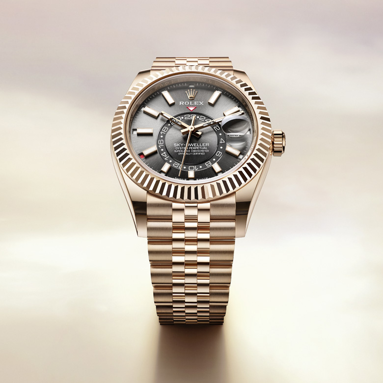 Rolex Sky-Dweller in 18 kt Everose gold, M336935-0008 - Royal de Versailles