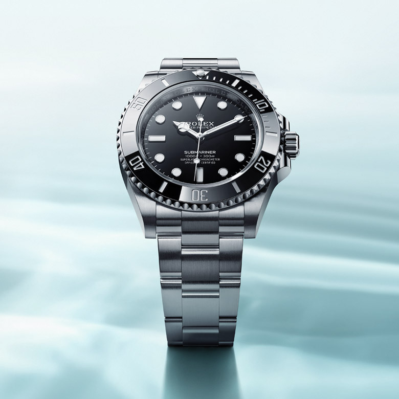 Rolex Submariner in 18 kt white gold, M126619LB-0003 - Royal de Versailles