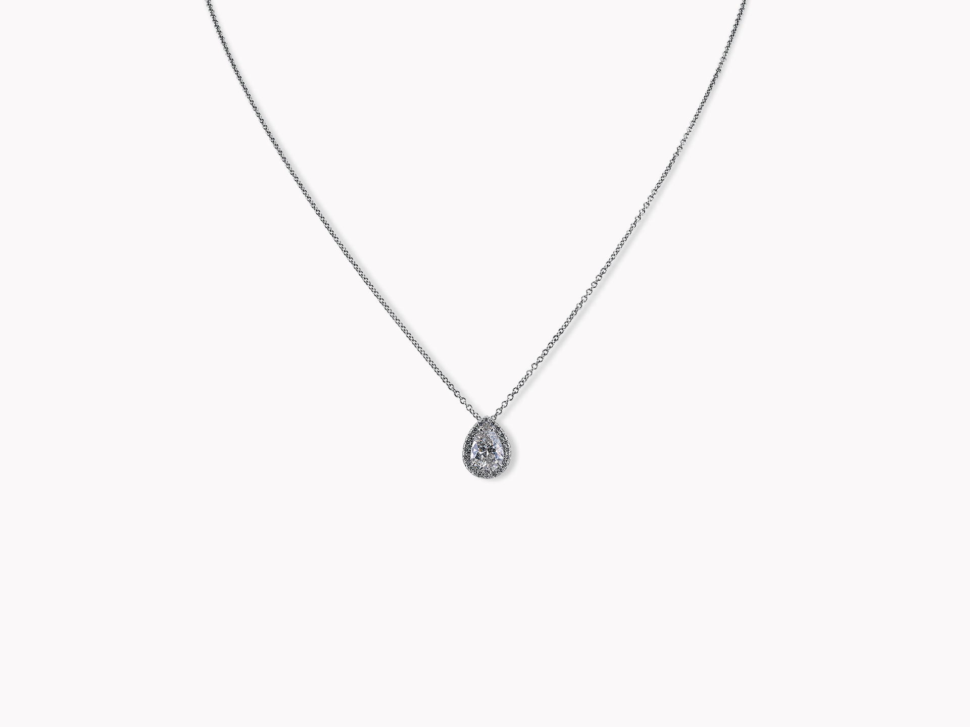 18kt White Gold Diamond Necklace